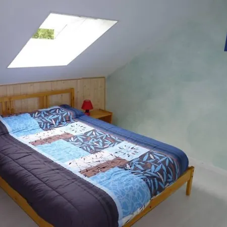 Maison lumineuse et spacieuse avec terrain La Bourboule Extérieur photo