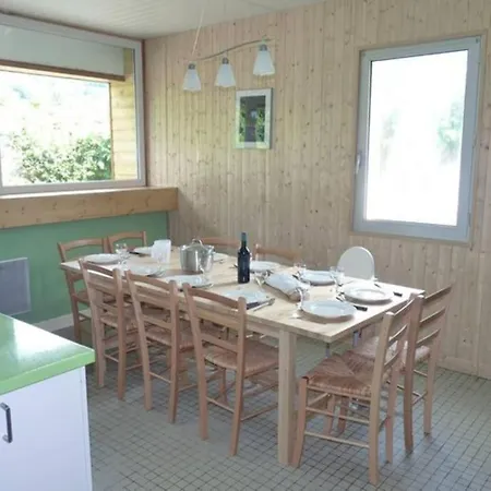 Maison lumineuse et spacieuse avec terrain La Bourboule Extérieur photo